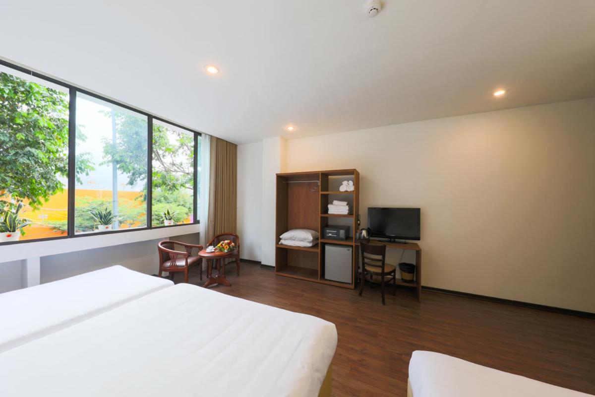 Vitalis Riverside Hotel Da Nang Exterior foto
