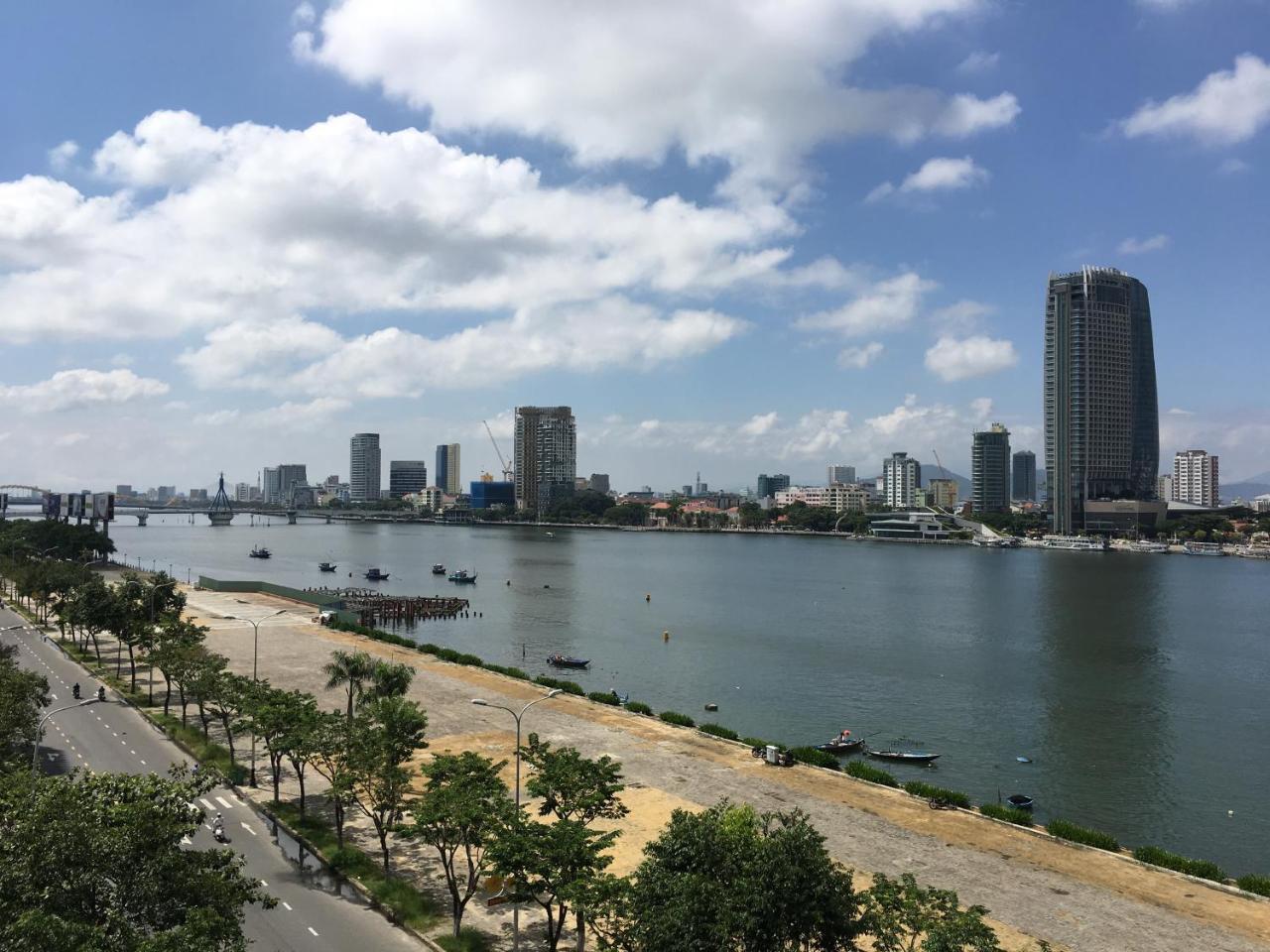 Vitalis Riverside Hotel Da Nang Exterior foto